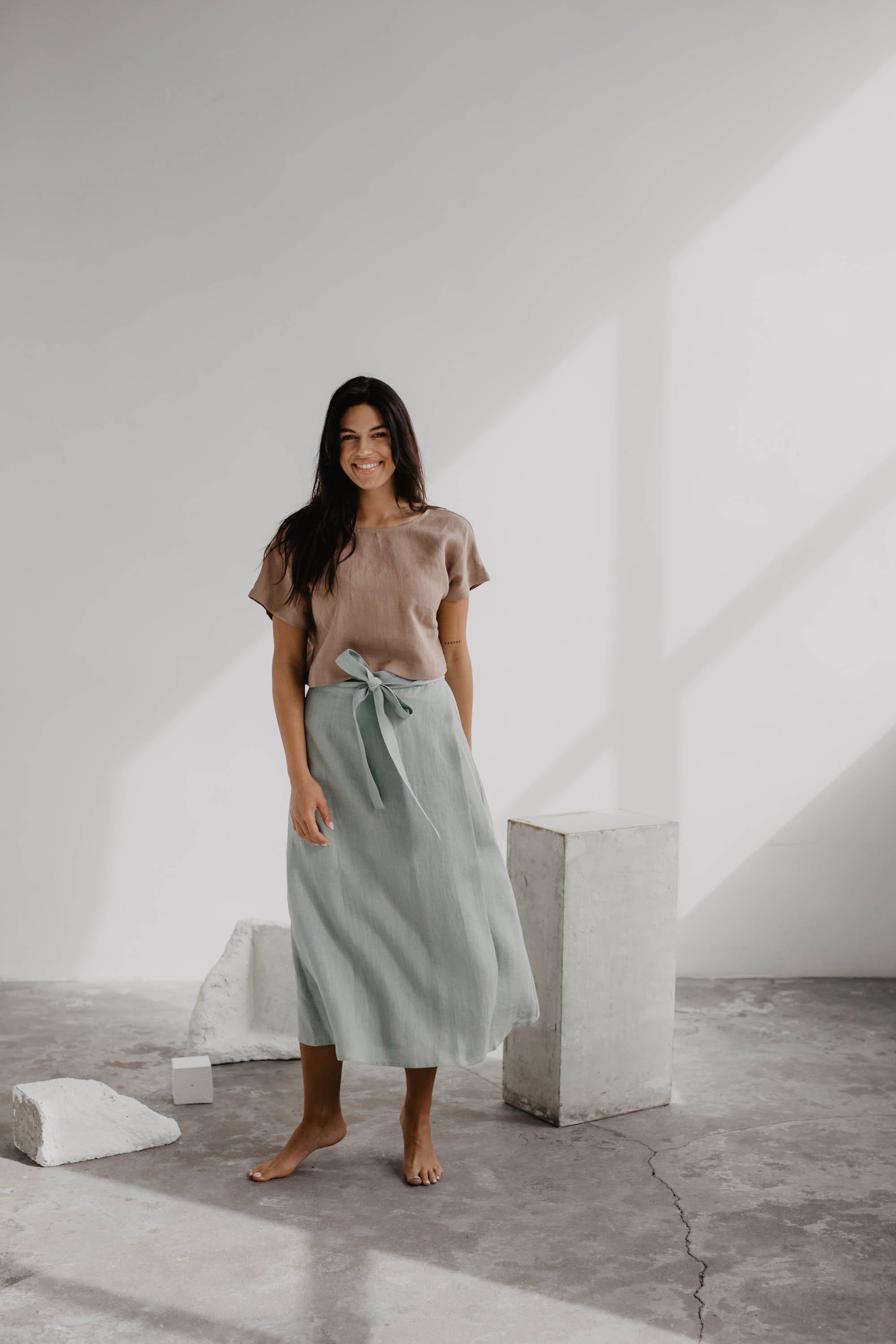 Leinencroptop LISA mit Knöpfen - Rosenbraun
