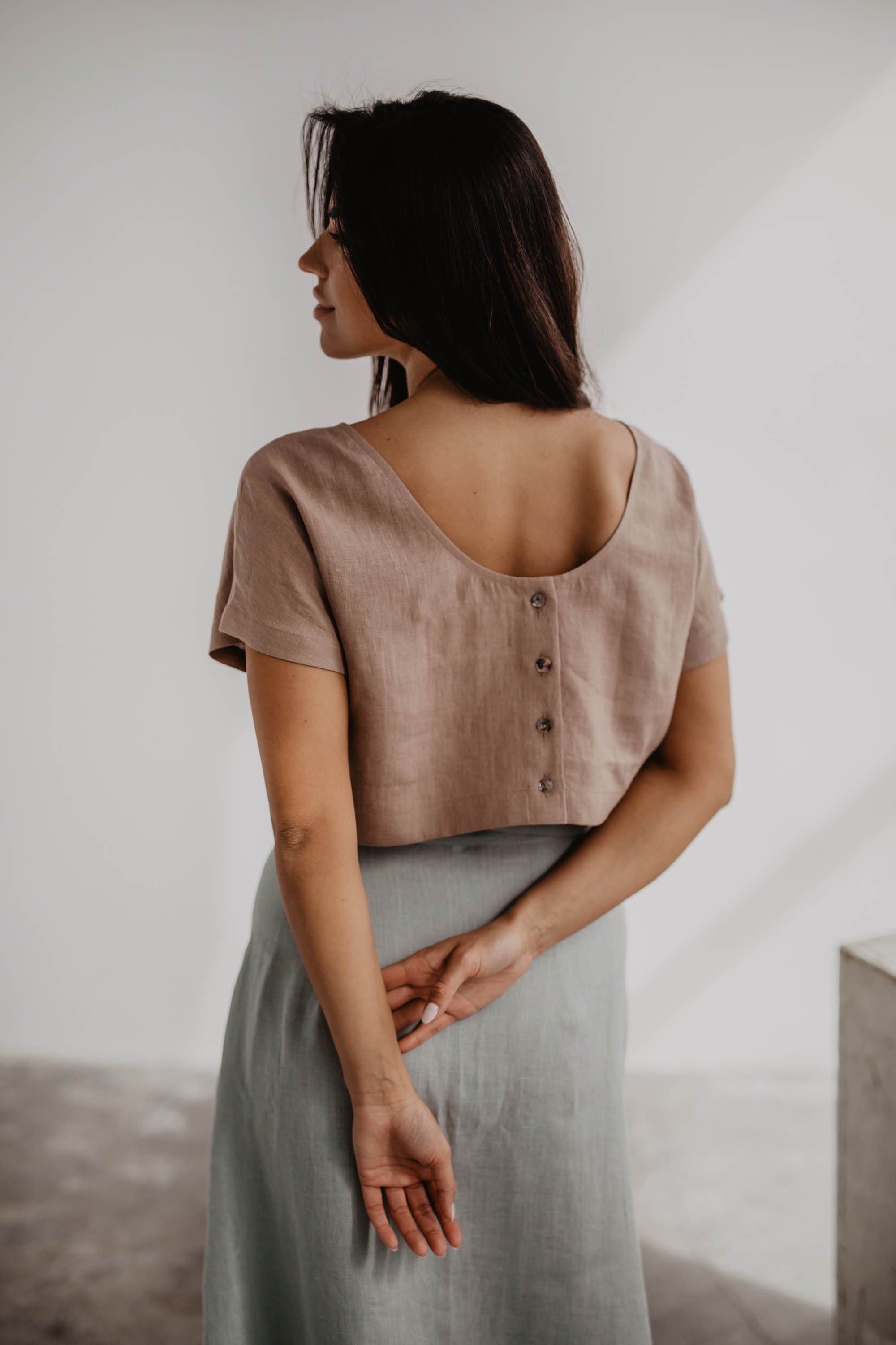Leinencroptop LISA mit Knöpfen - Rosenbraun