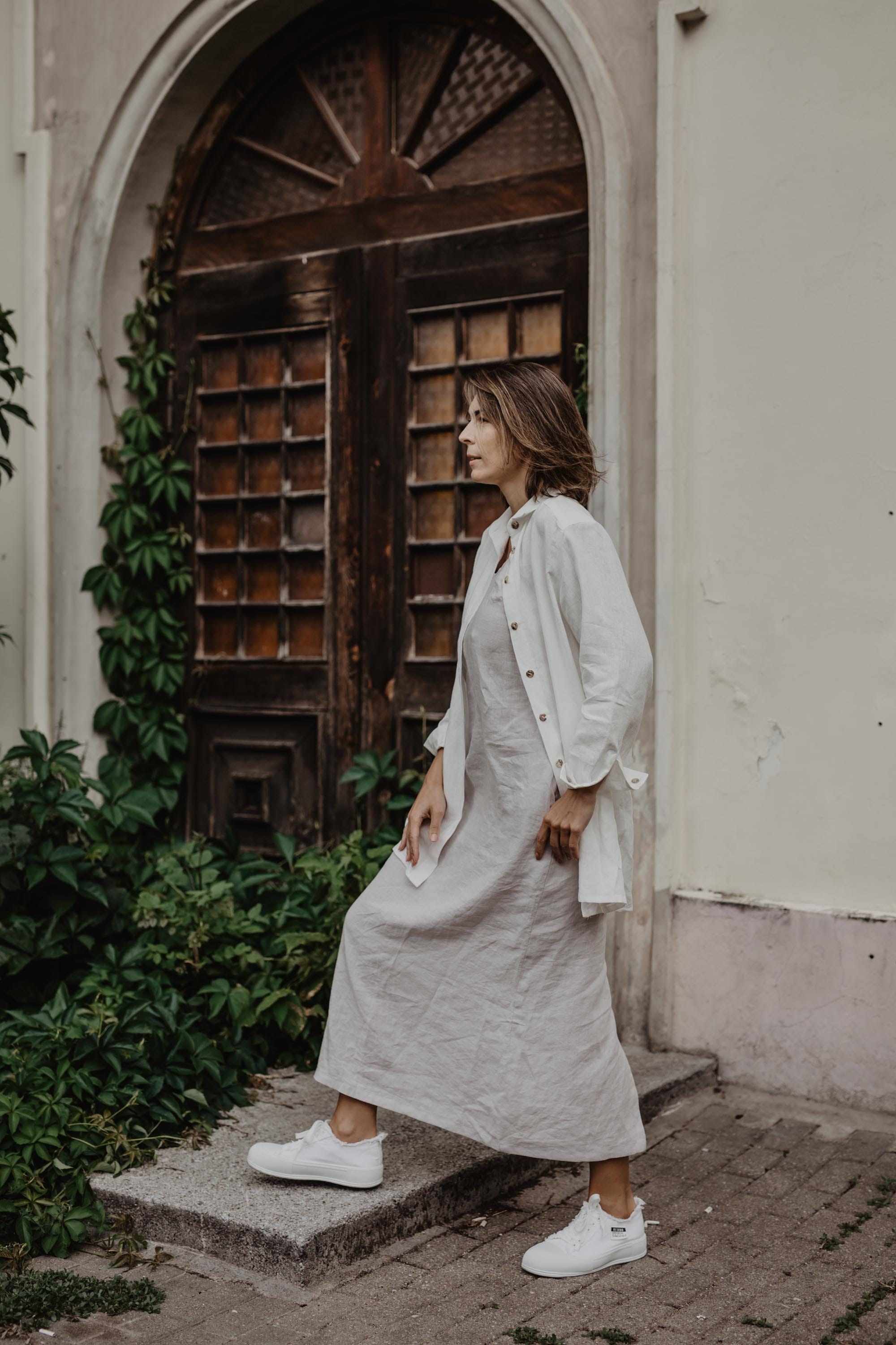 Langes Leinenkleid JAKARTA - Creme