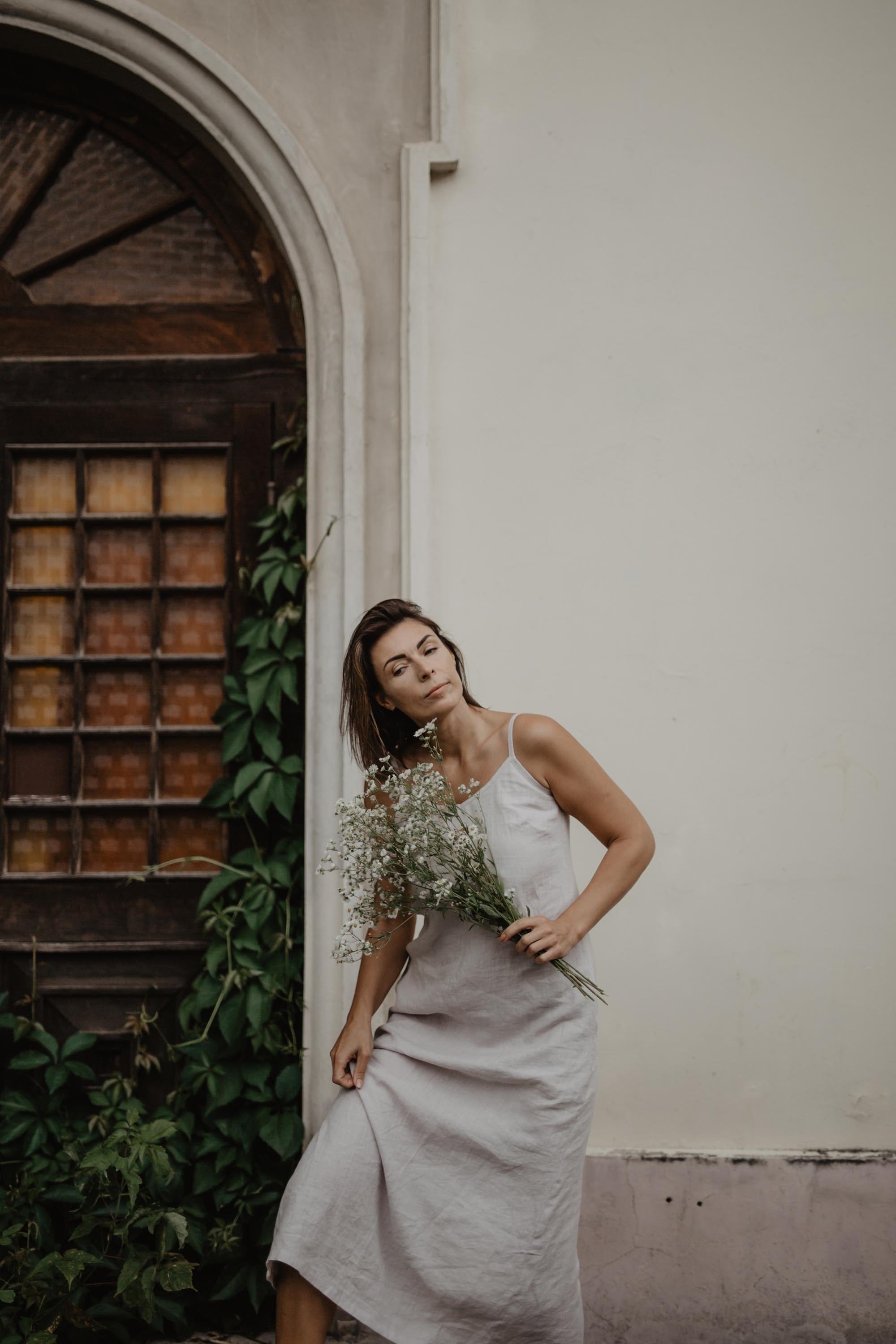 Langes Leinenkleid JAKARTA - Creme