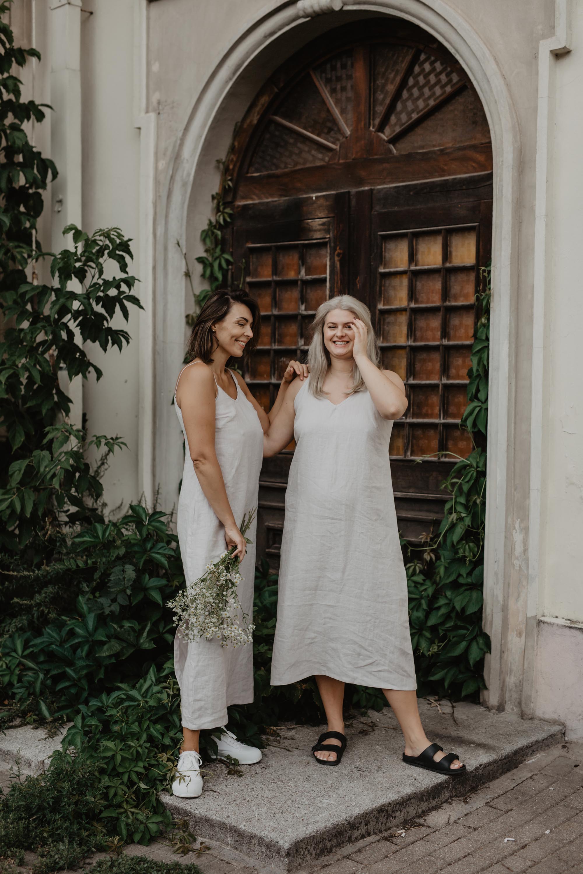 Langes Leinenkleid JAKARTA - Creme