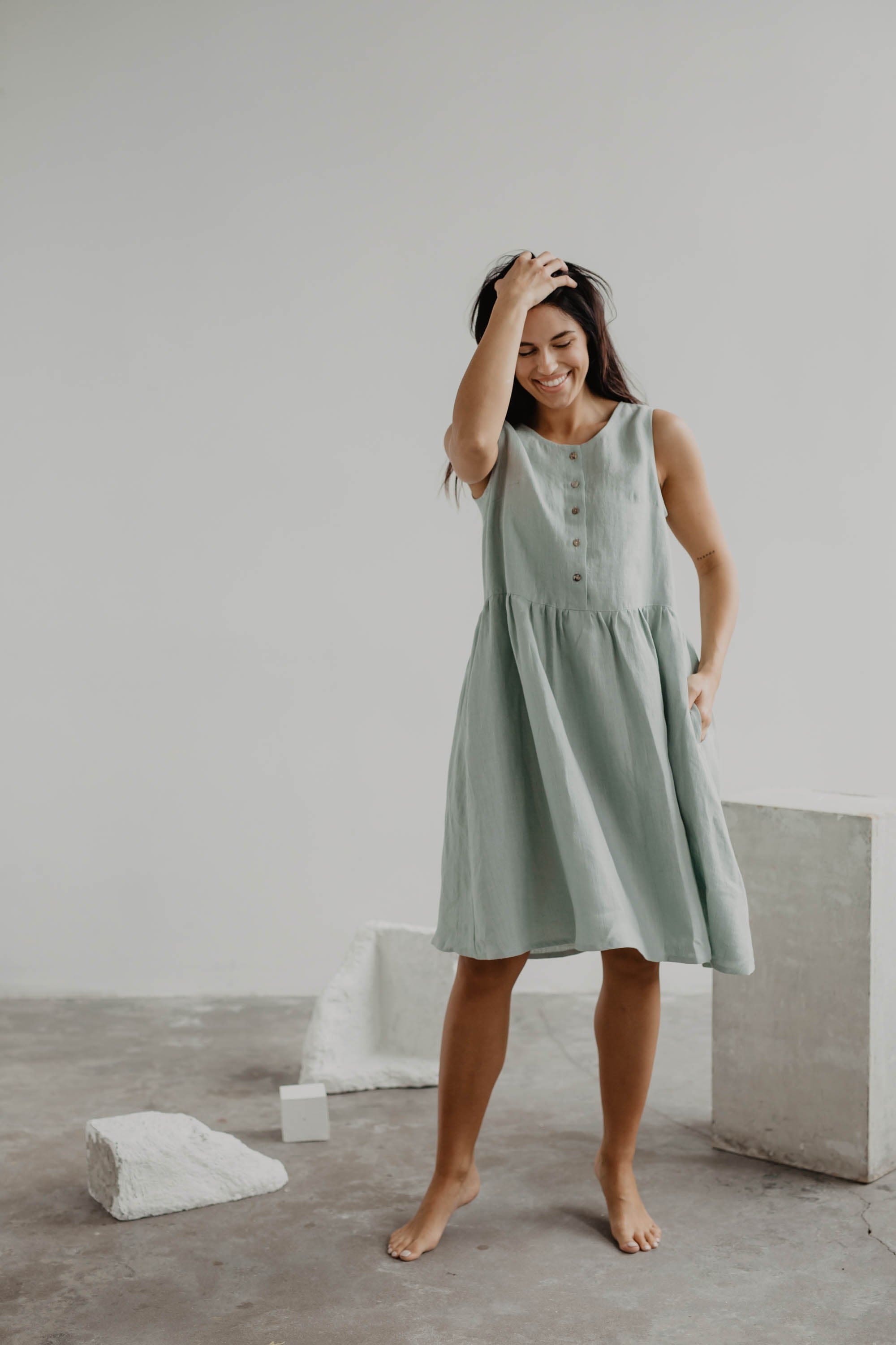 Ärmelloses Leinensommerkleid HAZEL - Salbeigrun