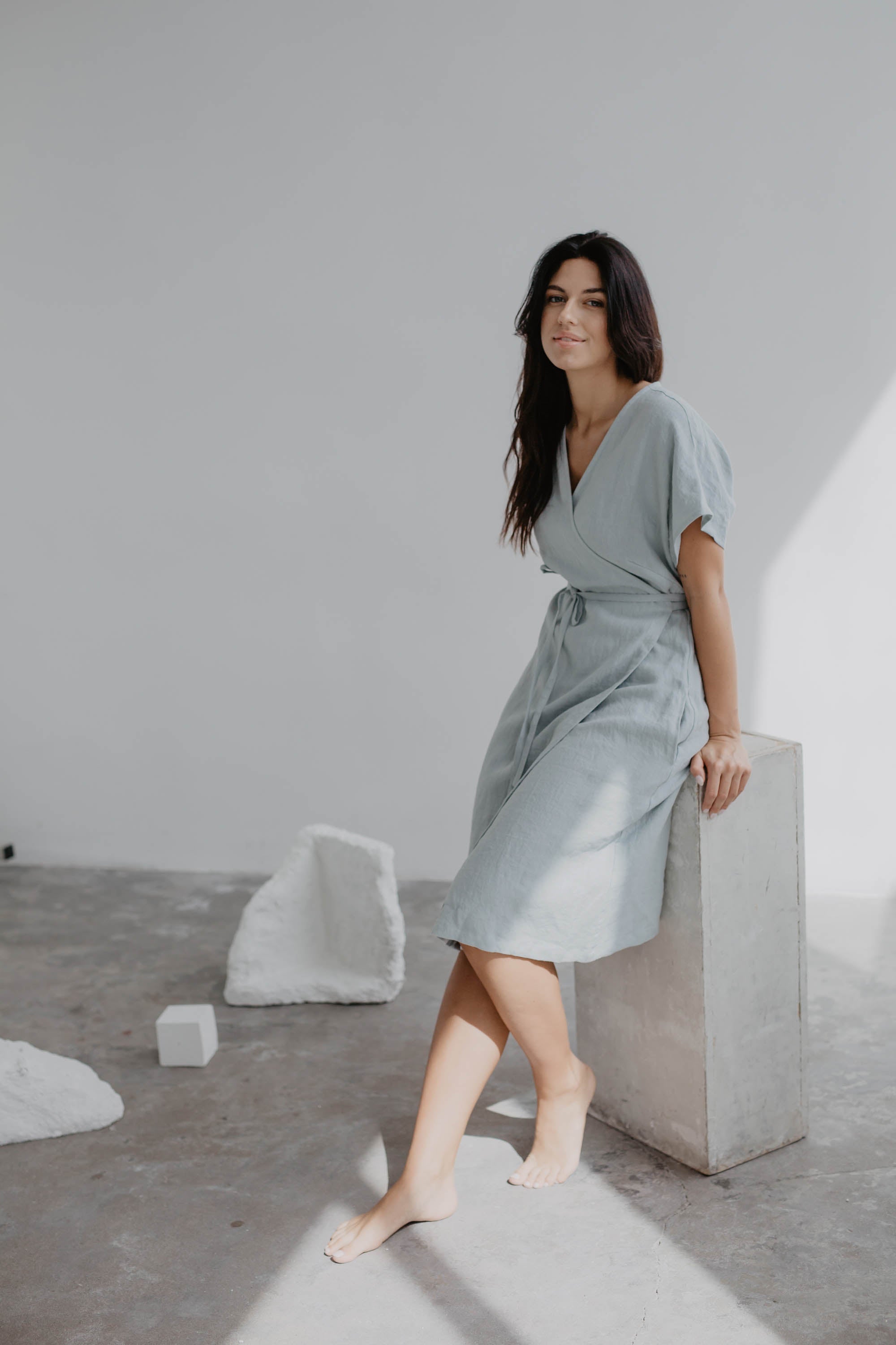 Leinenwickelkleid OLIVIA - Salbeigrun