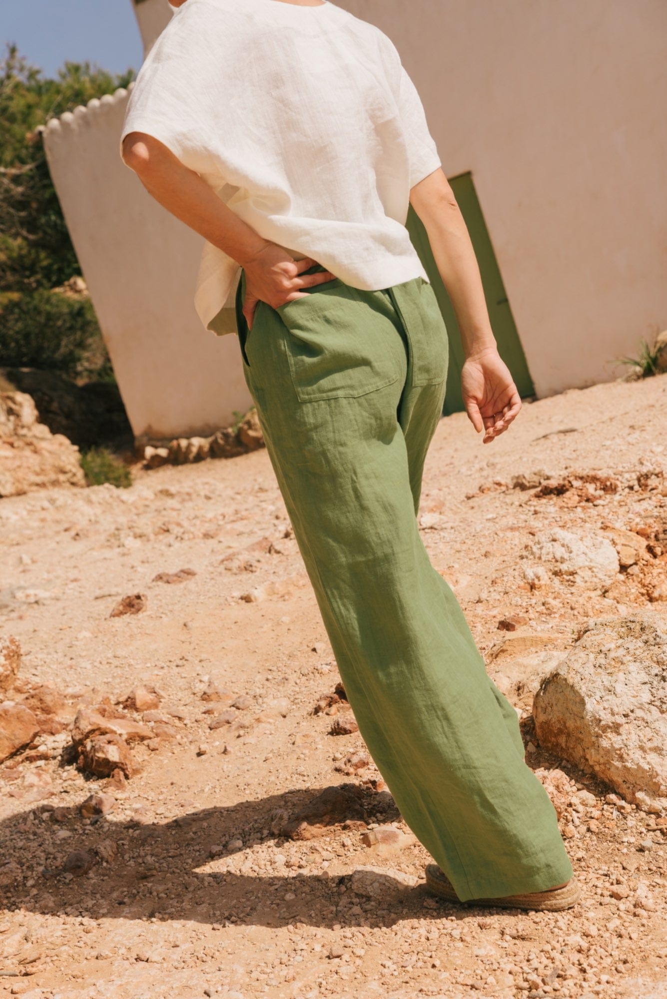 Gerade geschnittene Leinenhose BARBORA - Matcha Grün