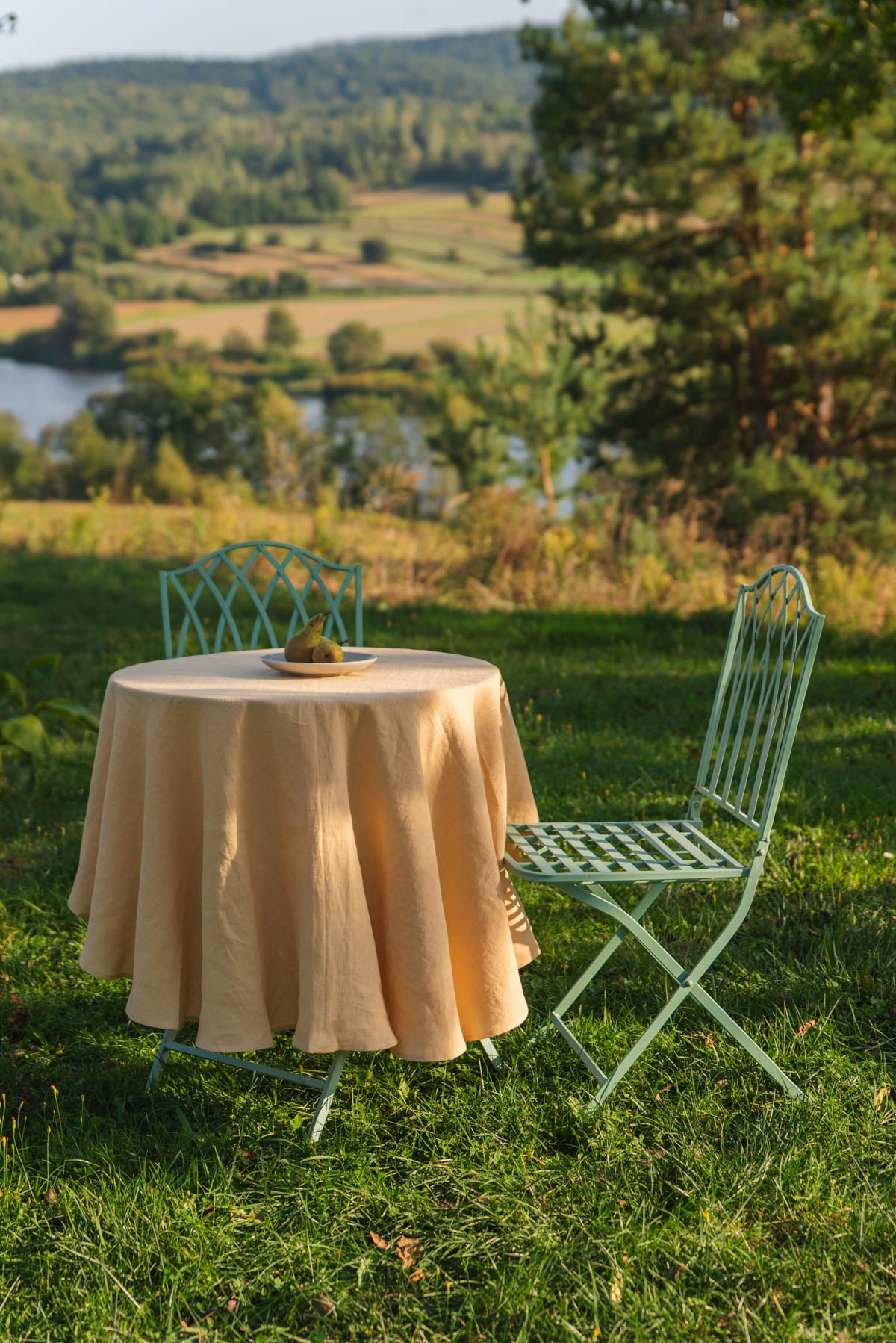Runde Tischdecke aus Leinen
