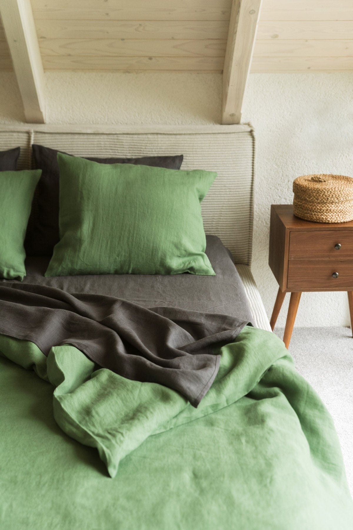 AmourLinen Leinen-Kissenbezüge Leinen-Kissenbezug in Matcha-Grün Leinen-Kissenbezug in Matcha-Grün