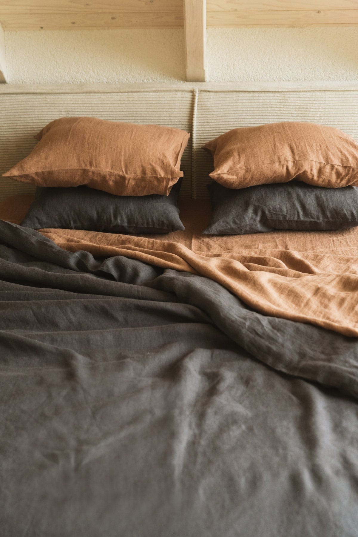 AmourLinen Leinen-Bettwäscheset Leinen-Bettwäscheset in Anthrazit Leinen-Bettwäscheset in Anthrazit