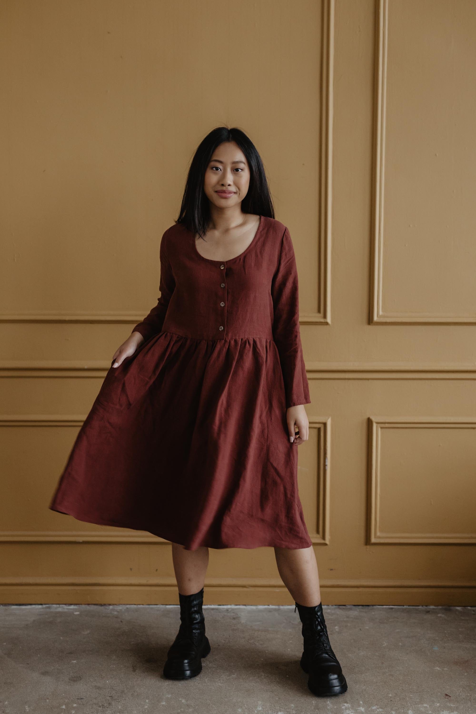 Leinenkleid LAPLAND in Midilänge - Terrakotta
