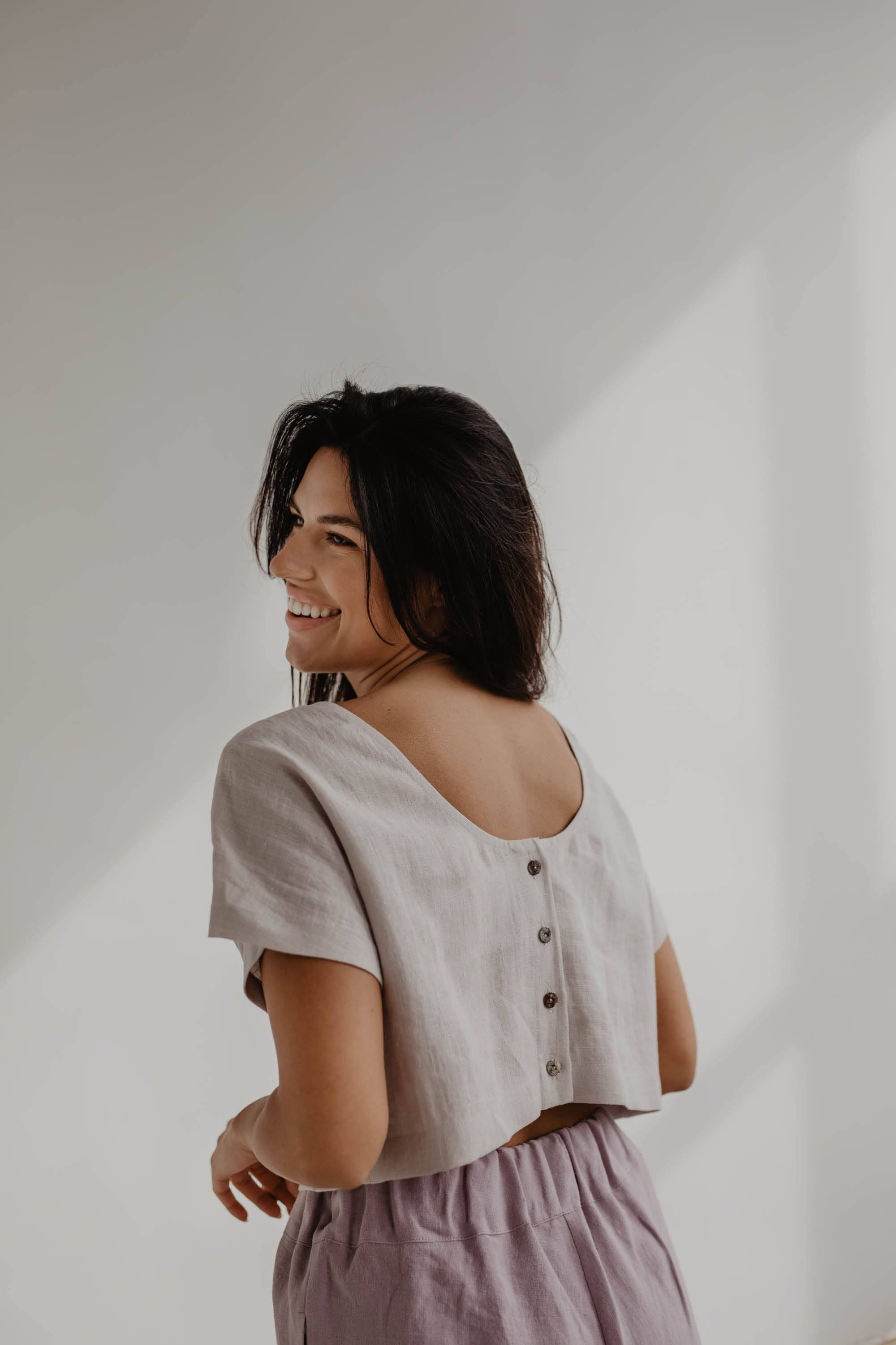 Leinencroptop LISA mit Knöpfen - Creme