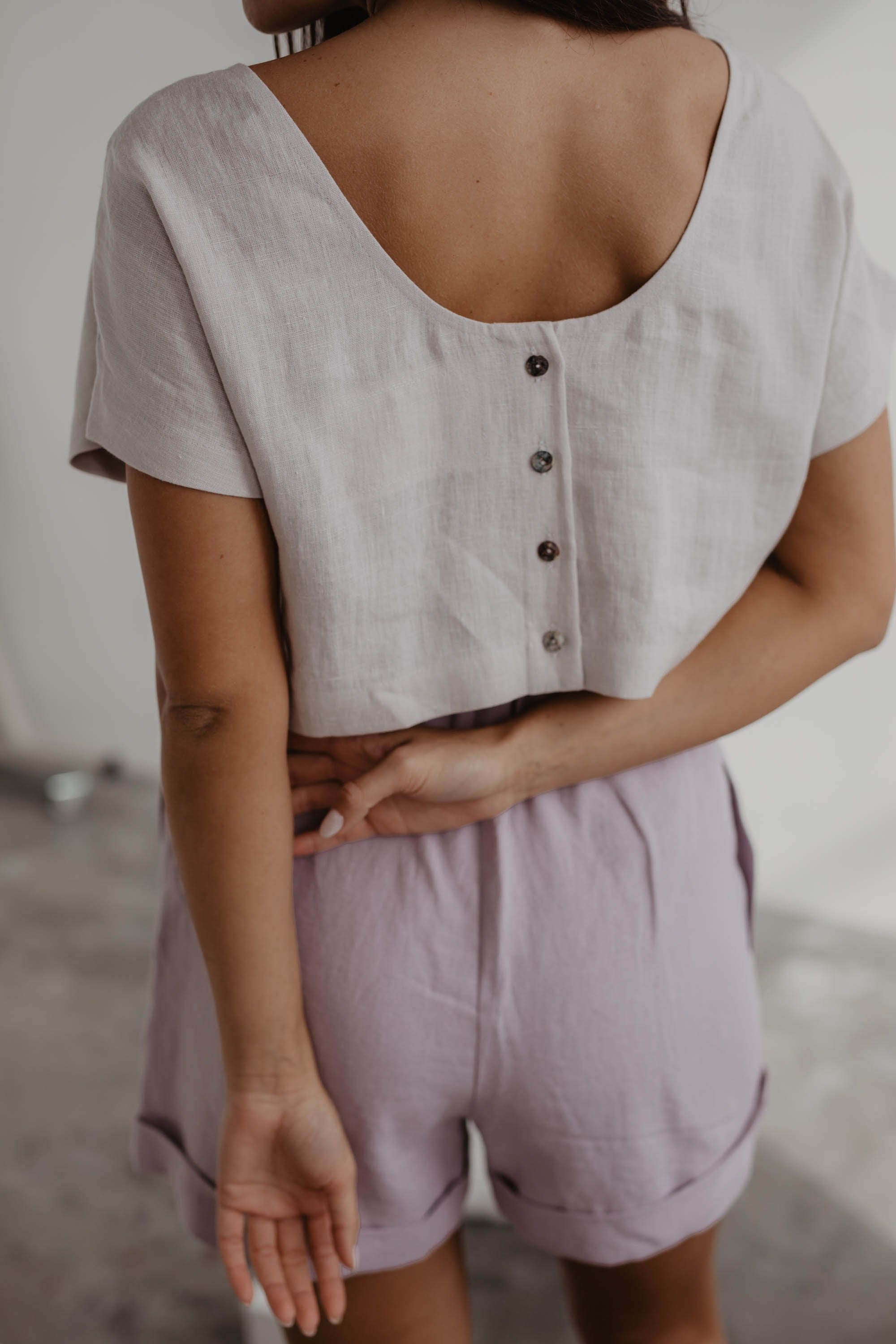 Leinencroptop LISA mit Knöpfen - Creme