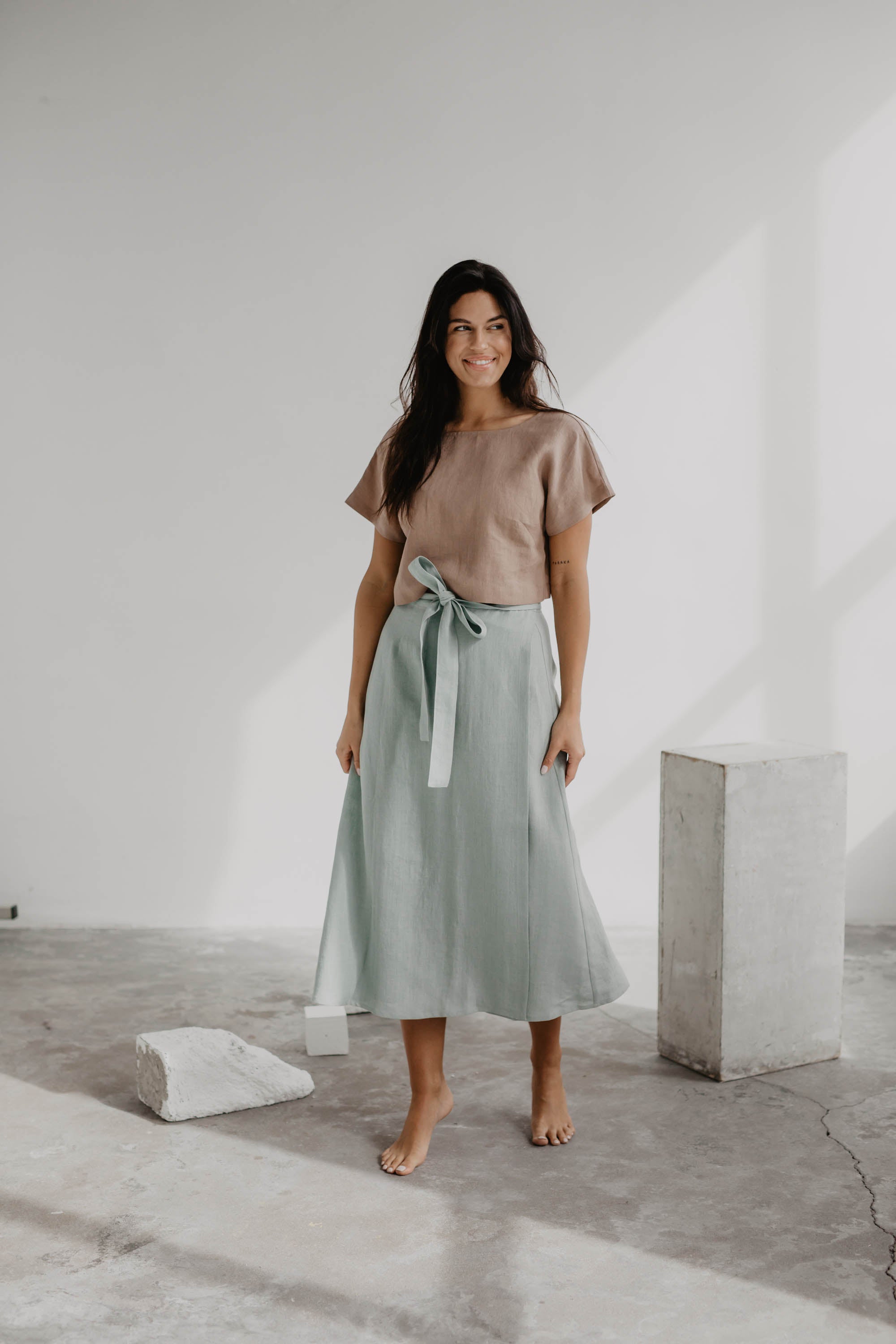 Leinencroptop LISA mit Knöpfen - Rosenbraun