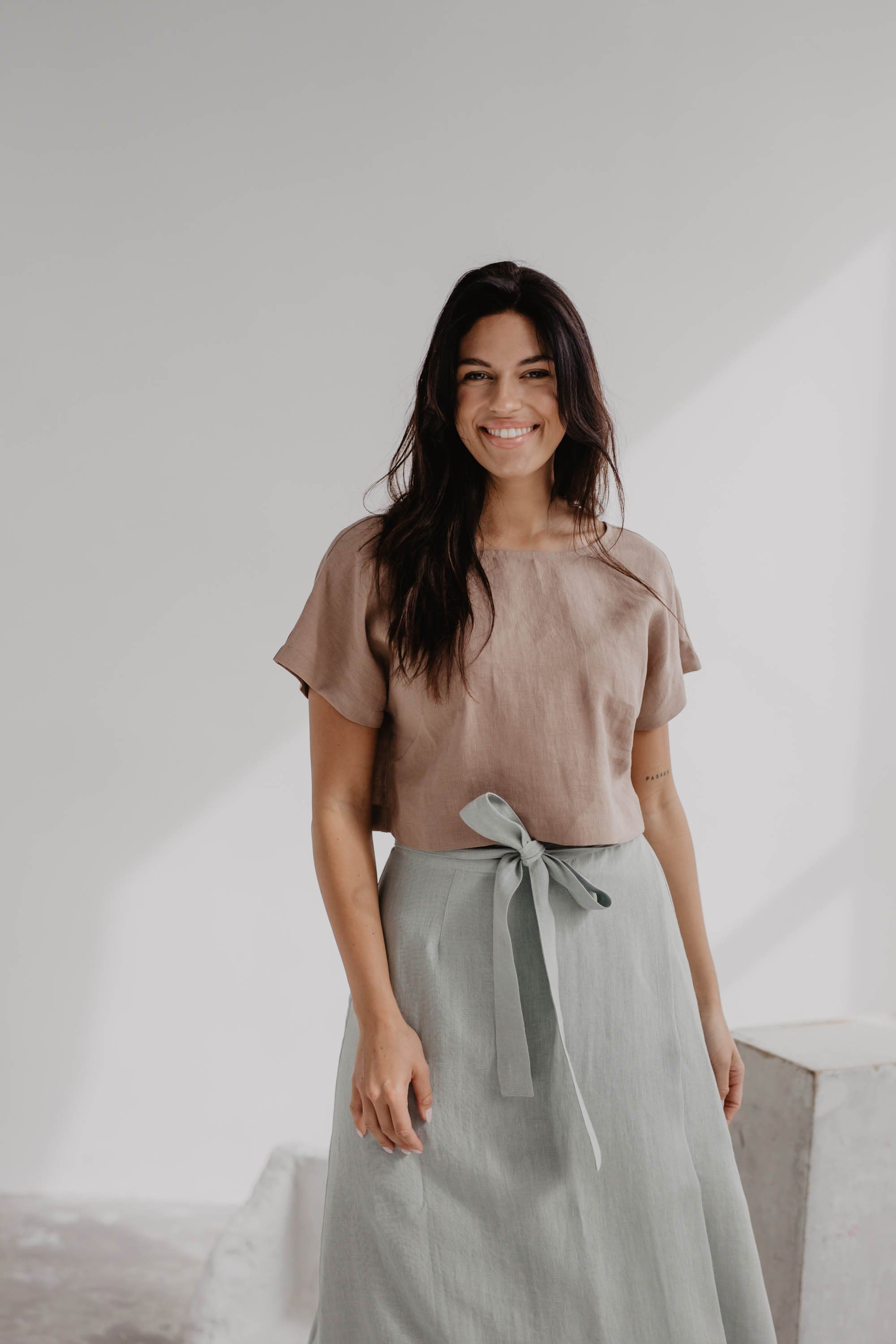 Leinencroptop LISA mit Knöpfen - Rosenbraun