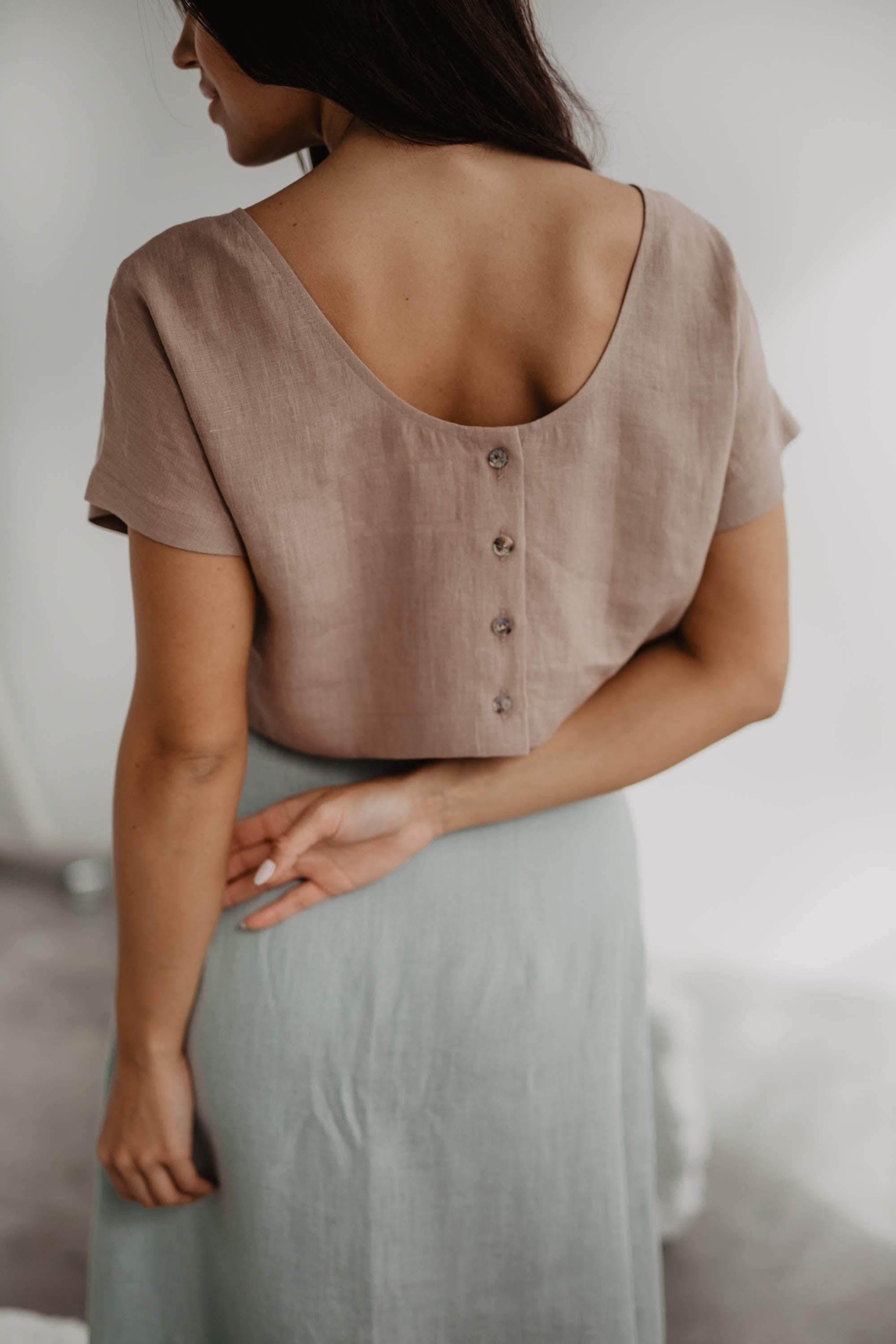 Leinencroptop LISA mit Knöpfen - Rosenbraun