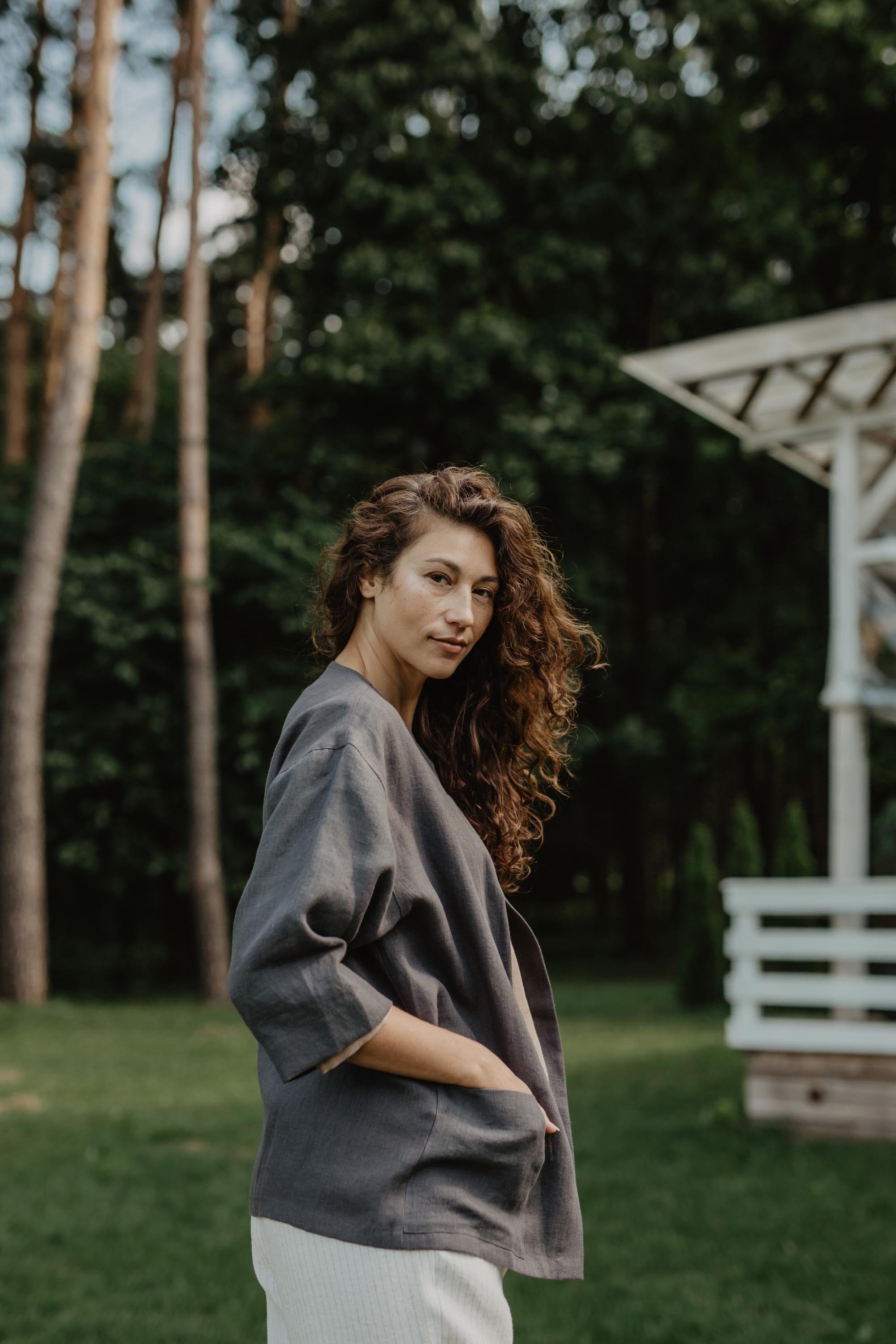AmourLinen Leinenoberteile L / Anthrazit Leinen-Oversize-Jacke Kyiv L Anthrazit Leinen-Oversize-Jacke Kyiv L Anthrazit