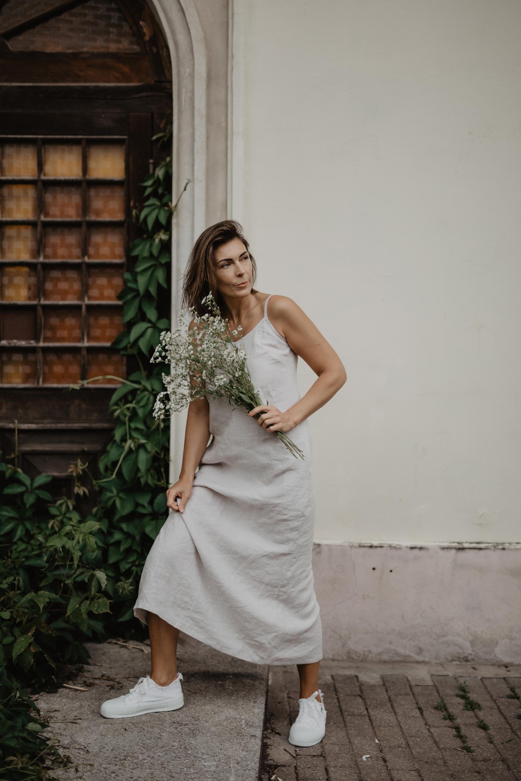 Langes Leinenkleid JAKARTA - Creme