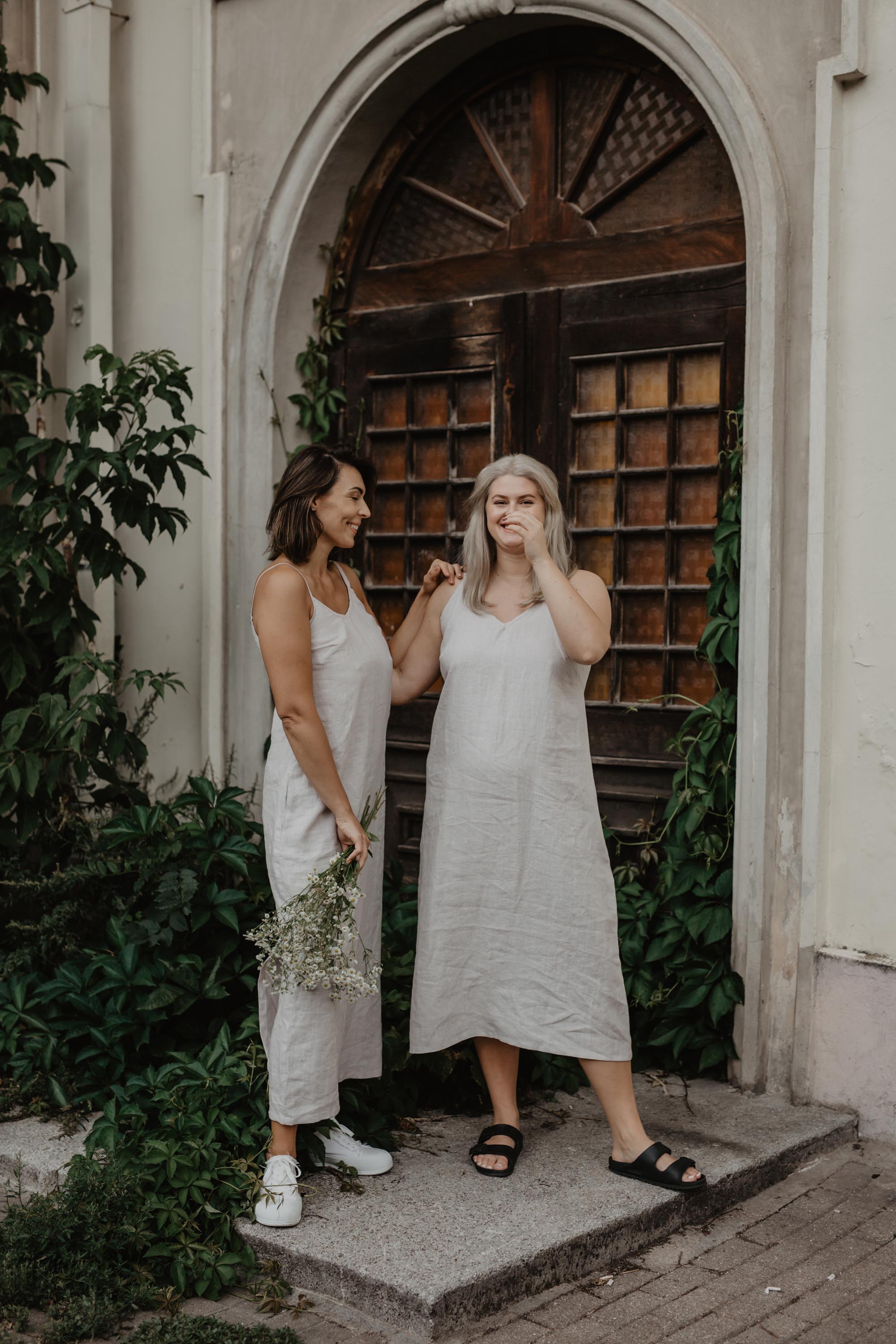 Langes Leinenkleid JAKARTA - Creme