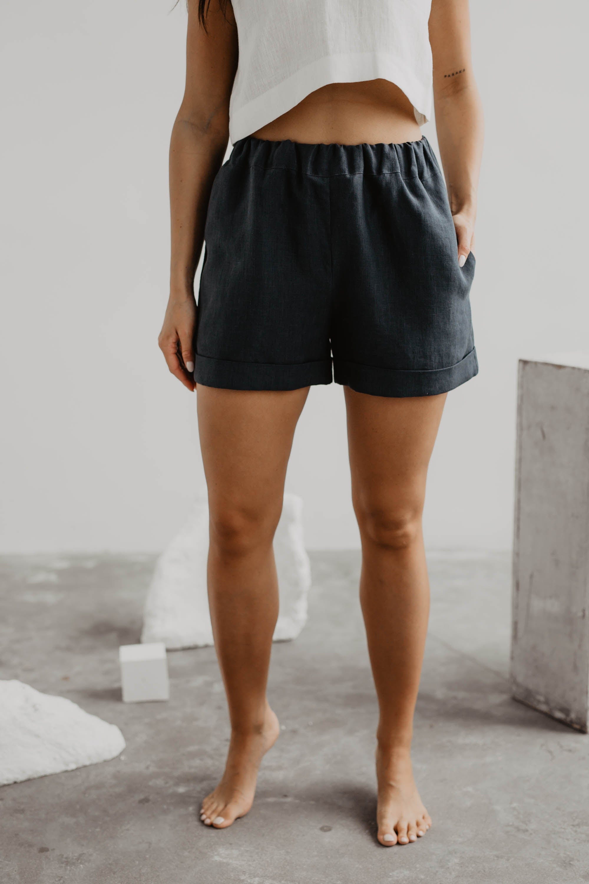 Leinenshorts MIA - Anthrazit