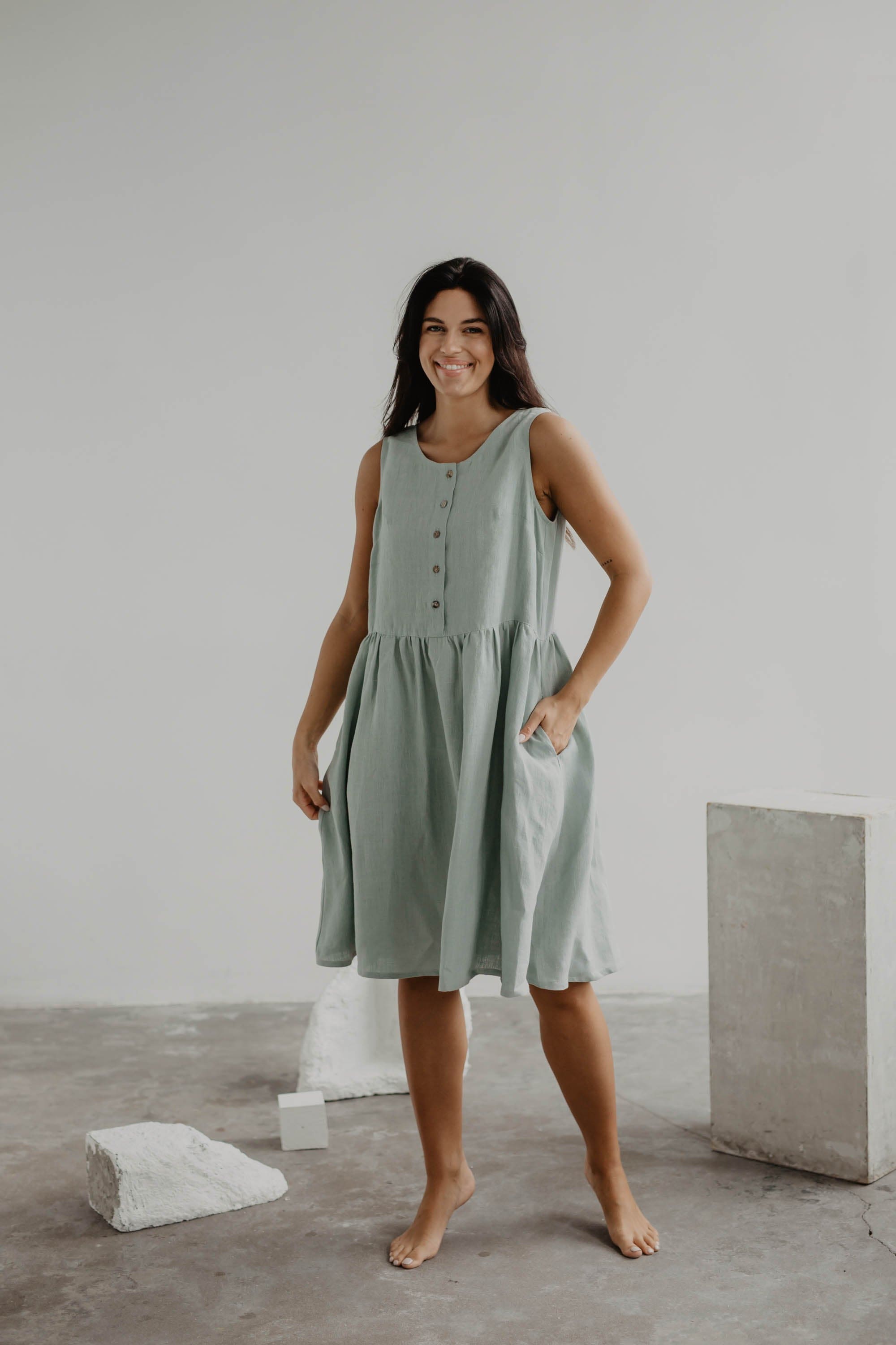 Ärmelloses Leinensommerkleid HAZEL - Salbeigrun