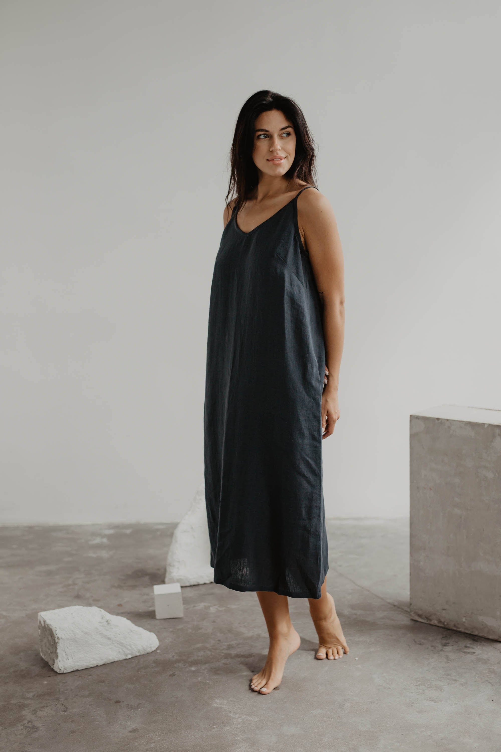 Langes Leinenkleid JAKARTA - Anthrazit