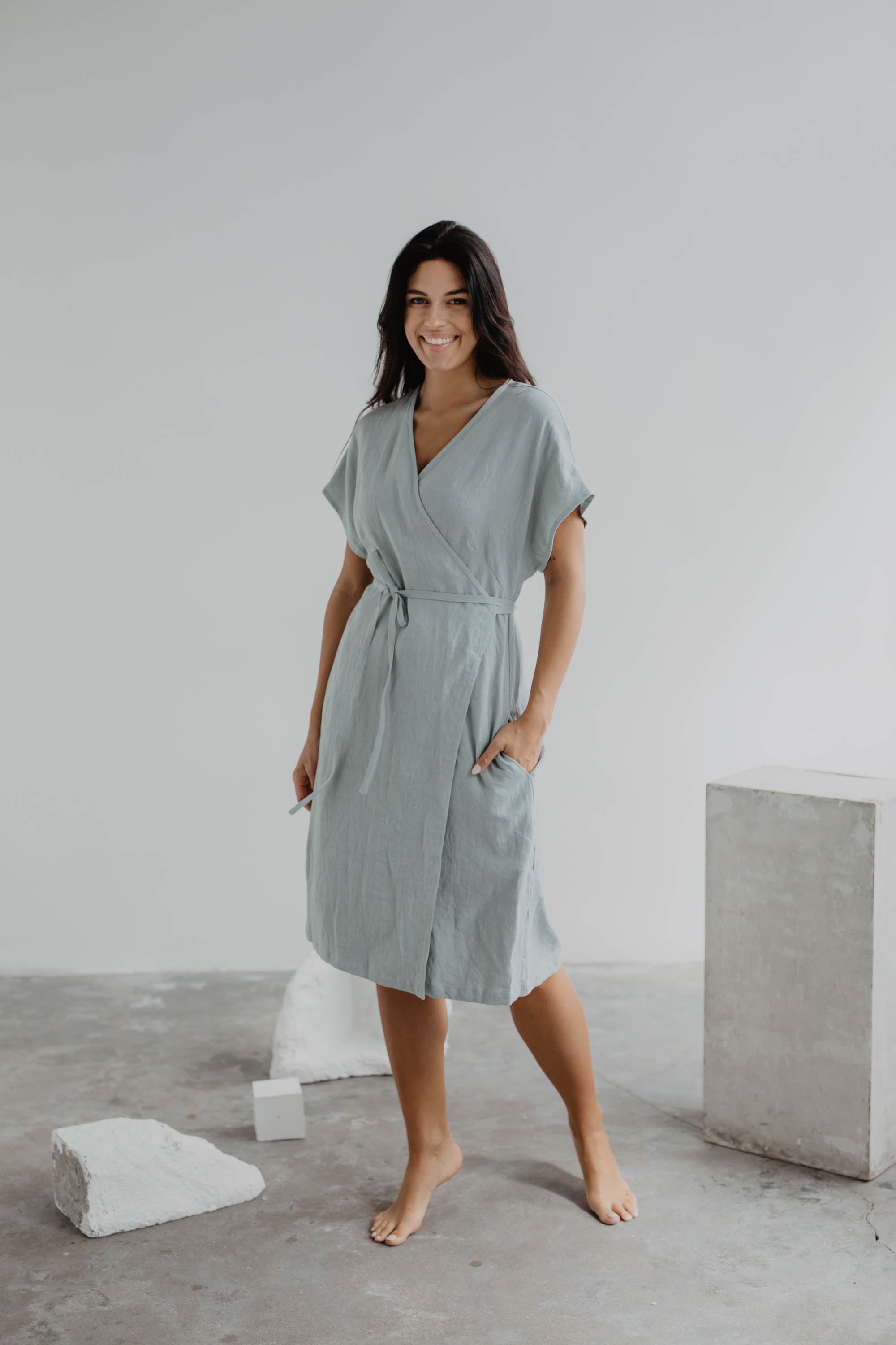 Leinenwickelkleid OLIVIA - Salbeigrun