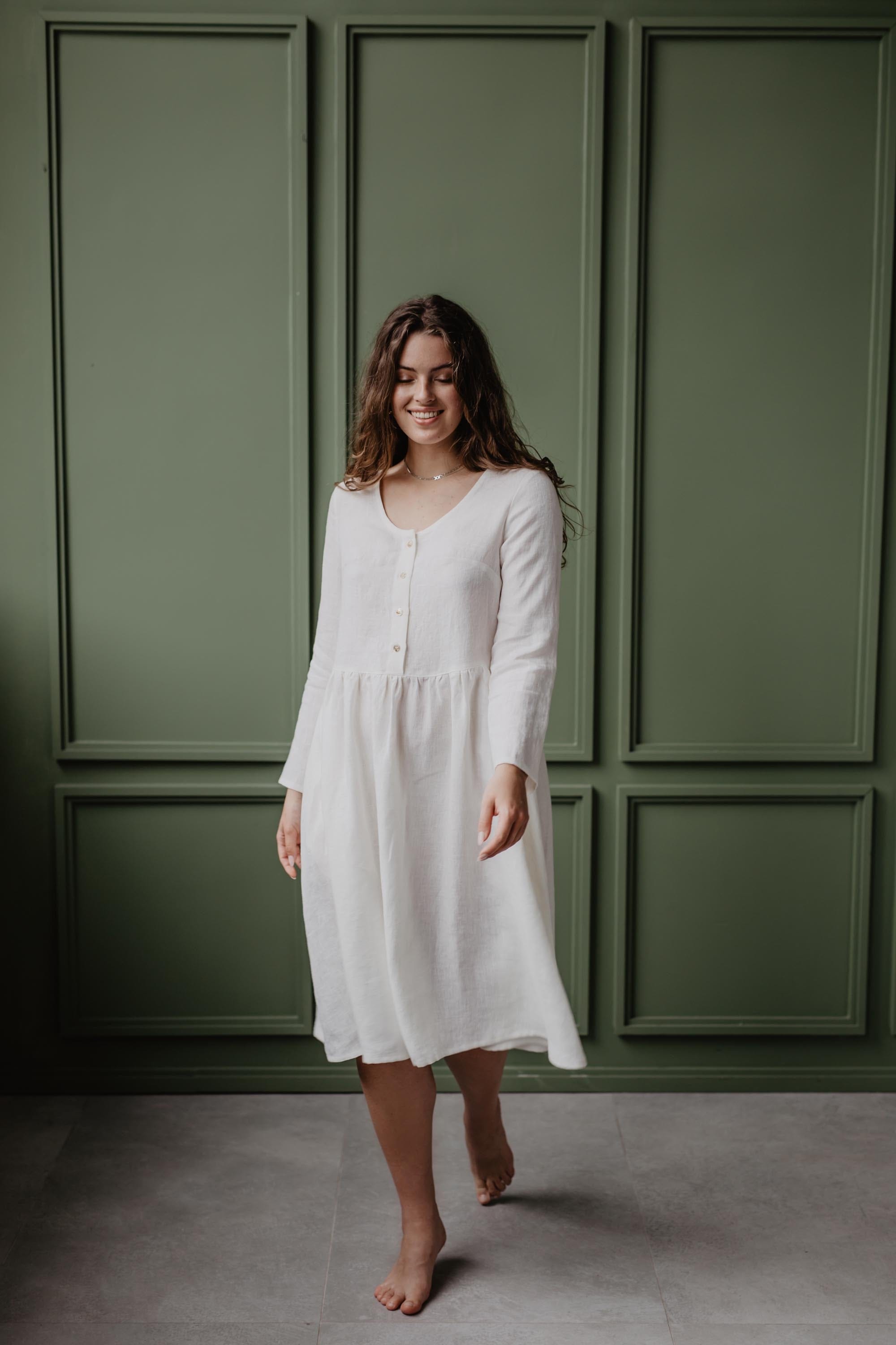 AmourLinen Leinenkleid M / Weiß Lapland mittellanges Leinenkleid M Weiß Lapland mittellanges Leinenkleid M Weiß
