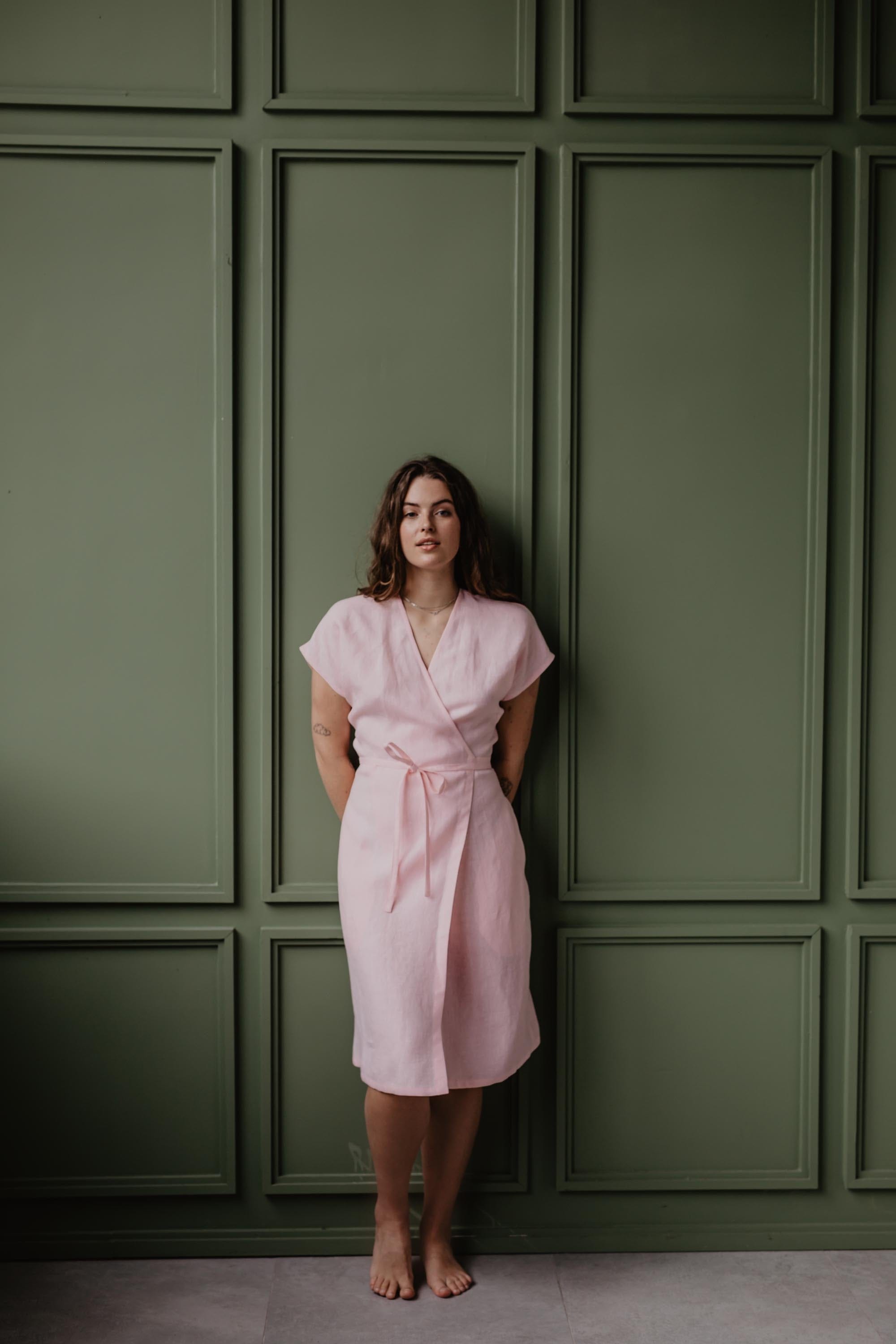 Leinenwickelkleid OLIVIA - Viva Magenta