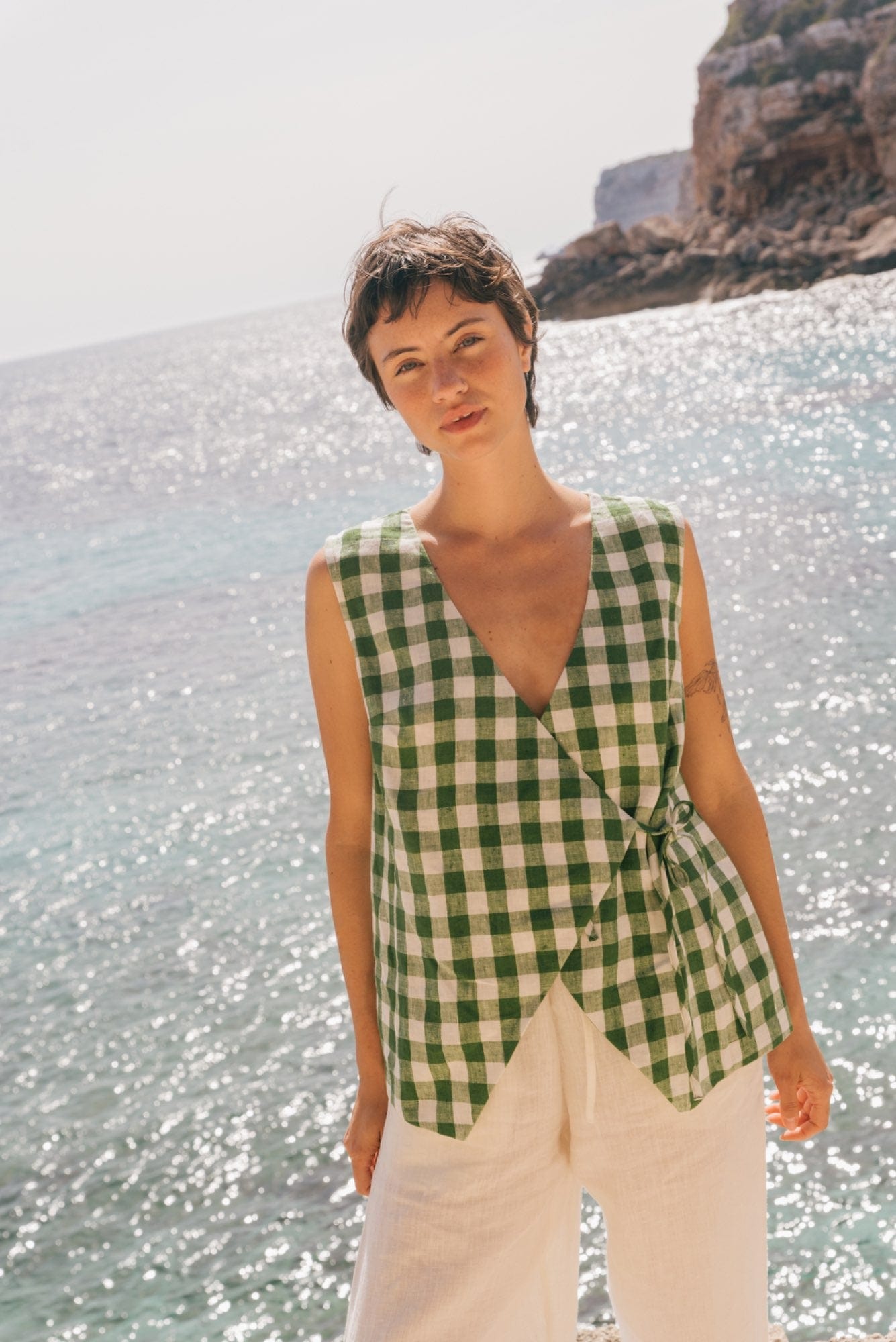 Ärmelloses Leinentop BLANCA - Grünes Gingham