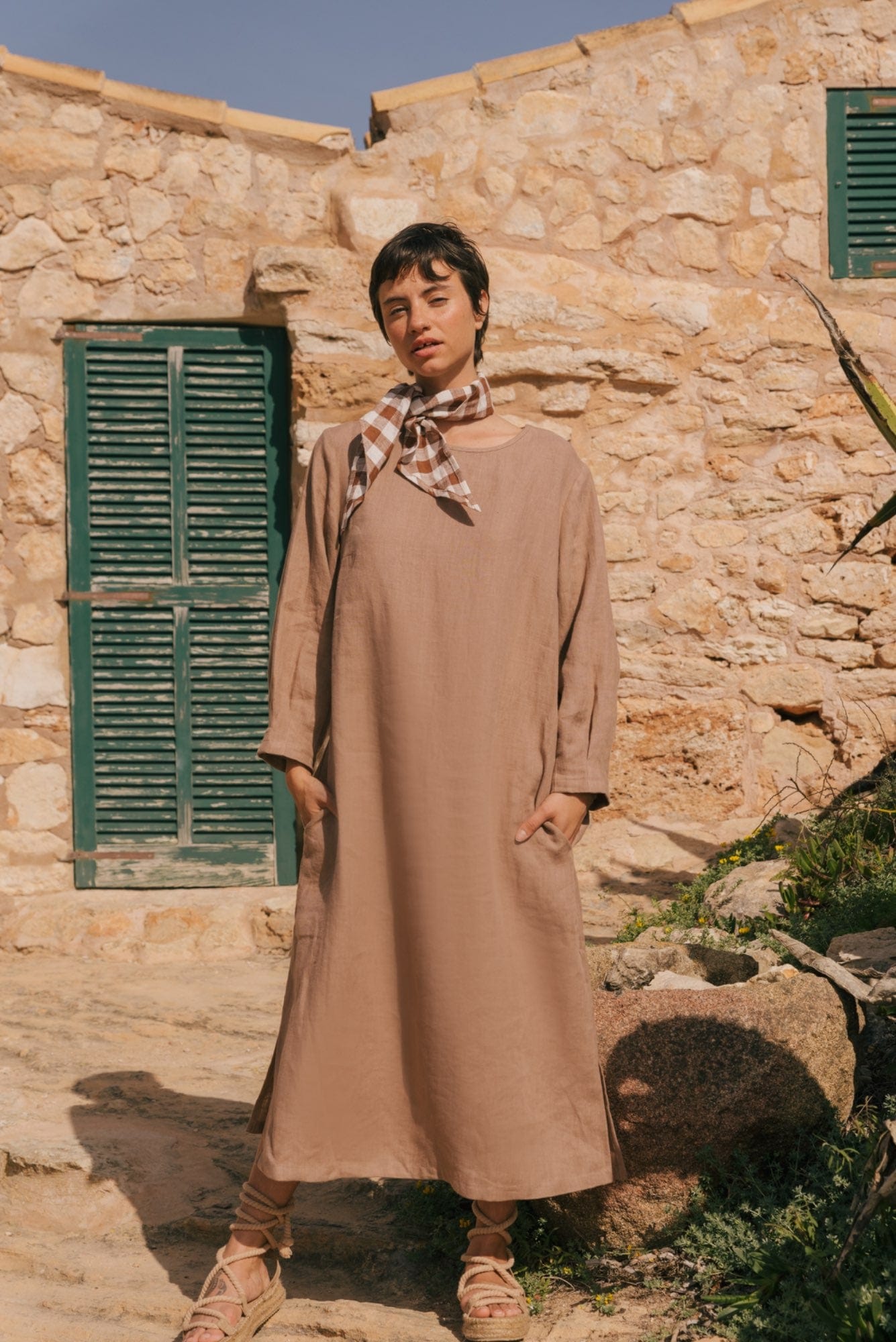 Langes Leinenkleid AMALIA - Rosenbraun