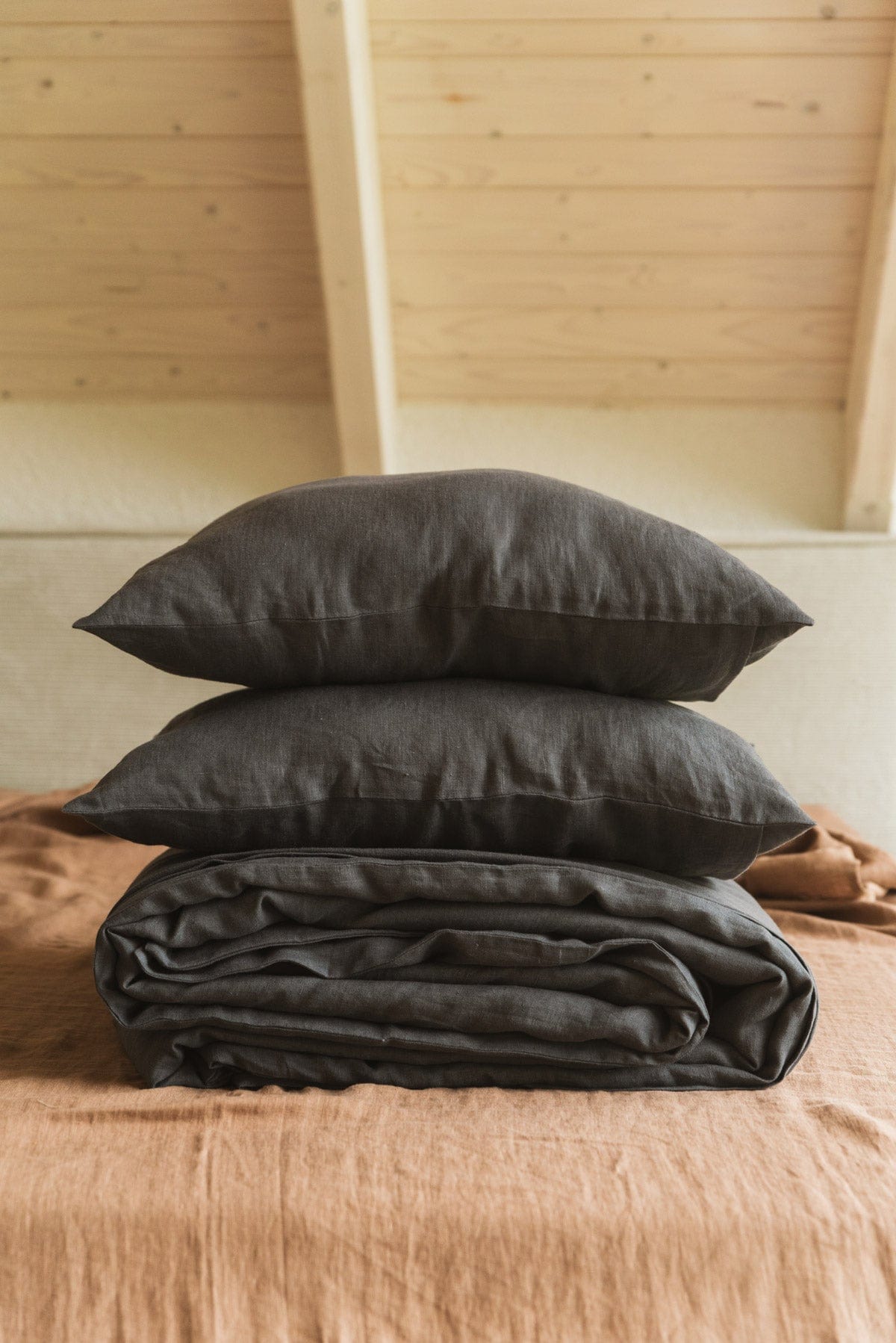 AmourLinen Leinen-Bettwäscheset Leinen-Bettwäscheset in Anthrazit Leinen-Bettwäscheset in Anthrazit