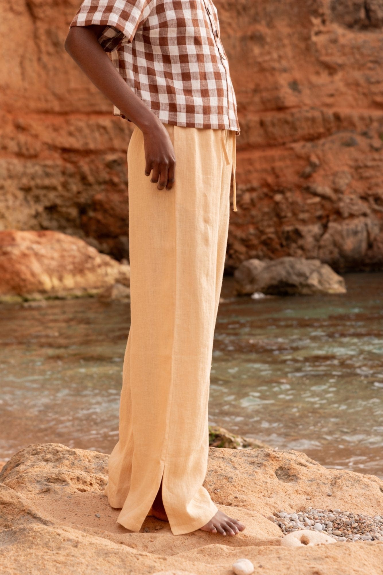 Breite Leinenhose LEAH mit Schlitzen - Senfgelb