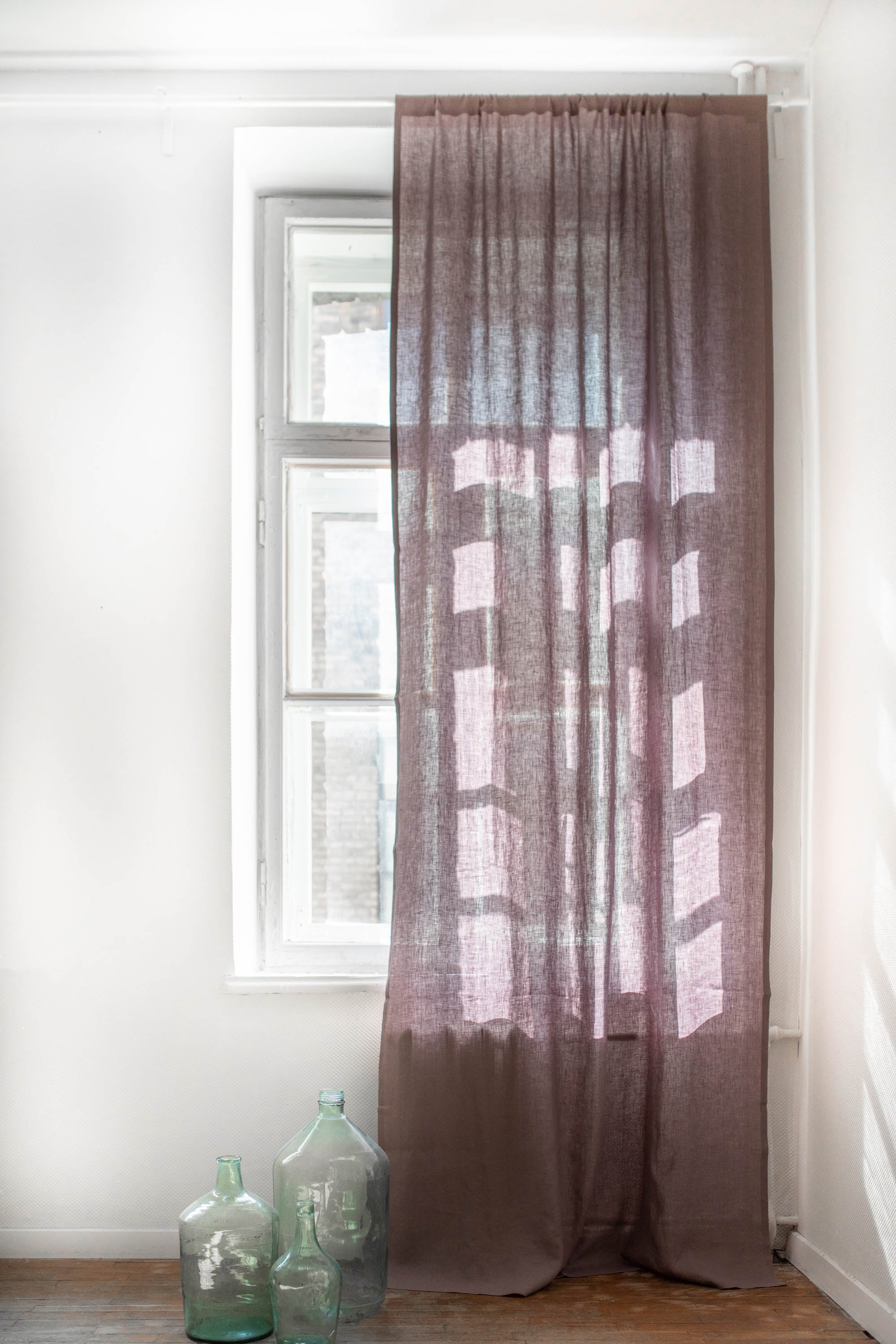 Leinenvorhang mit Stangentasche in Dusty Lavender