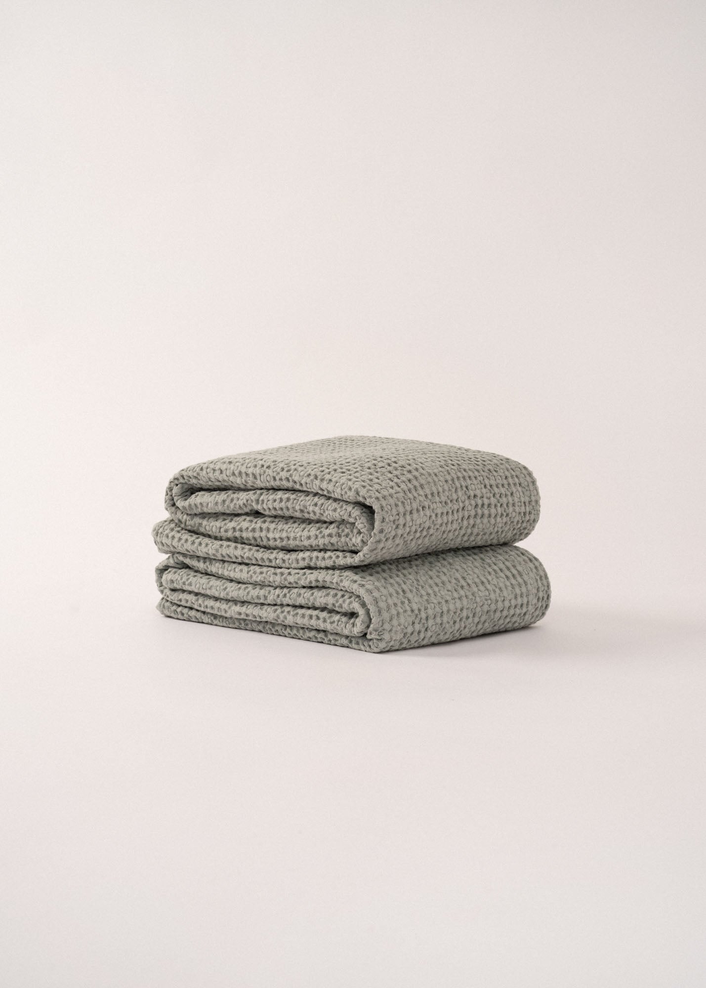 AmourLinen Linen waffle towel Linen waffle bath towel Linen Waffle Towel | AmourLinen | White